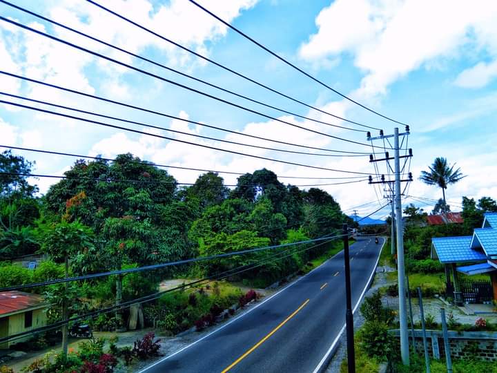 Kenampakan Jalan lintas Kampung Mude Benara